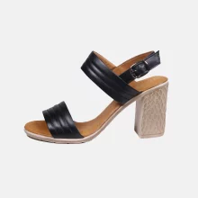 صندل زنانه چرم نیلا مشکی