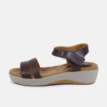 صندل زنانه چرم AM400-21