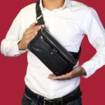 کیف کمری 106 یکی از خاص‌ترین اکسسوری‌های زنانه است که نه‌تنها به‌عنوان یک وسیله کاربردی برای حمل وسایل روزمره مورد استفاده قرار می‌گیرد، بلکه به استایل و شخصیت شما جلوه‌ای متفاوت می‌بخشد.