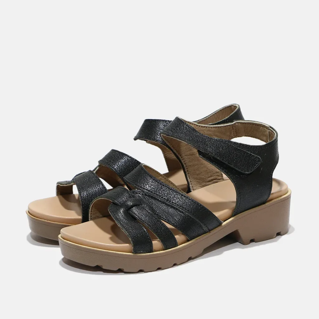 صندل زنانه چرم دکترآس 2501